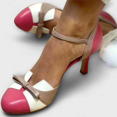 JULIA - Elegantie in Hakken