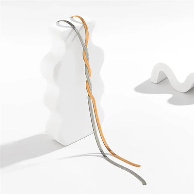 Elegante lange ketting met verstelbaar slangendesign