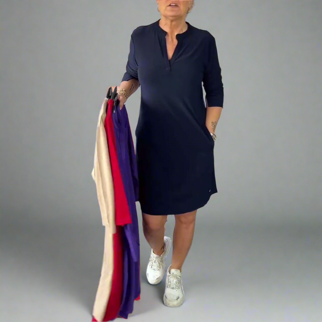 Hanneke™ | Eenvoudige V-hals jurk
