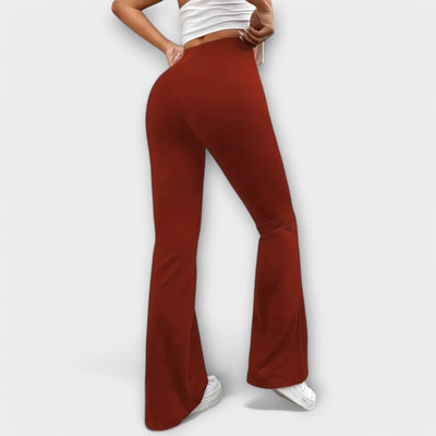 Serena - Losse broek met uitlopende pijpen
