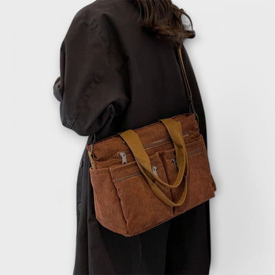 Lora. - Tote Bag