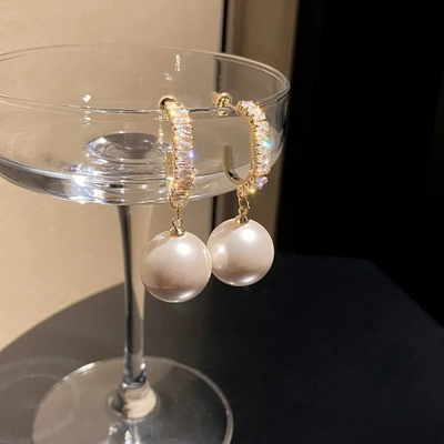 Elegante Oorbellen met Parel en Zirkonia