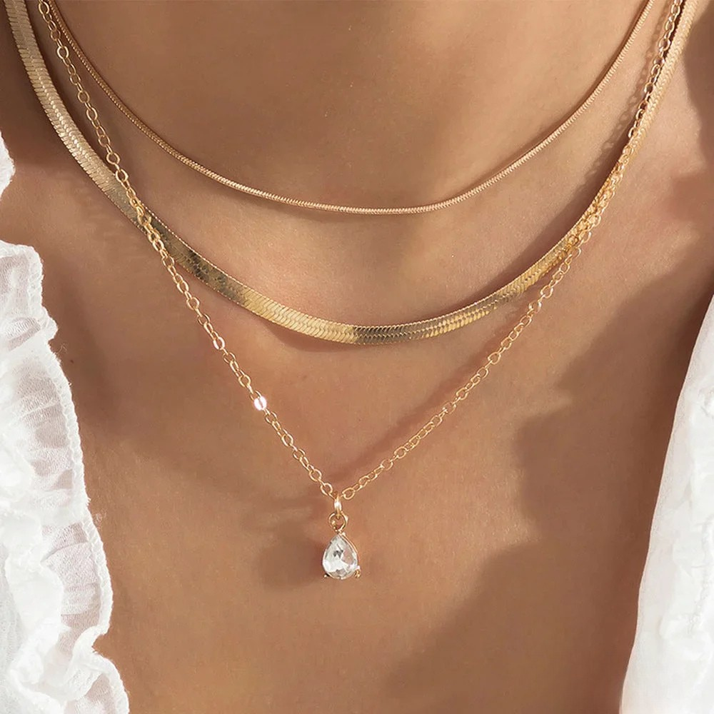 Schicht-Halskette met gouden zirkonia-hanger
