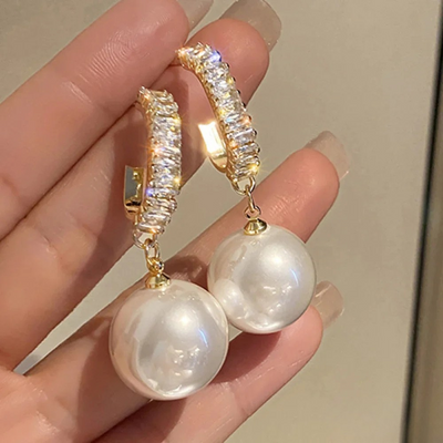 Elegante Oorbellen met Parel en Zirkonia