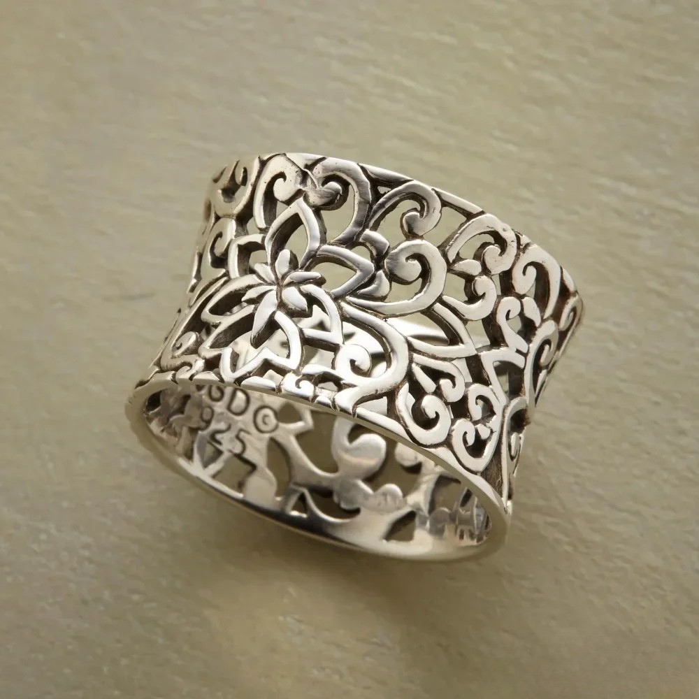 Antieke Zilveren Holle Ring