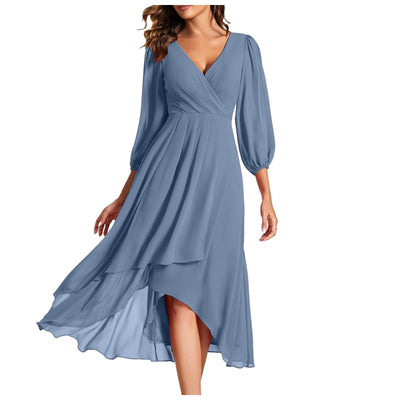 MIA – V-hals jurk met asymmetrische zoom