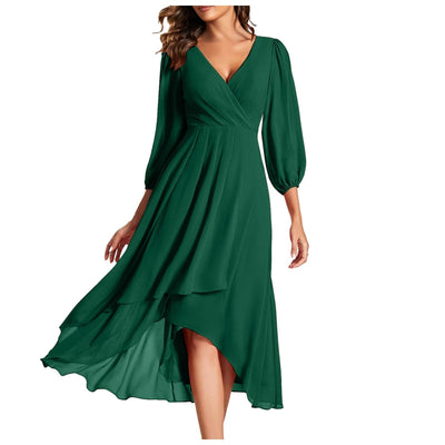 MIA – V-hals jurk met asymmetrische zoom