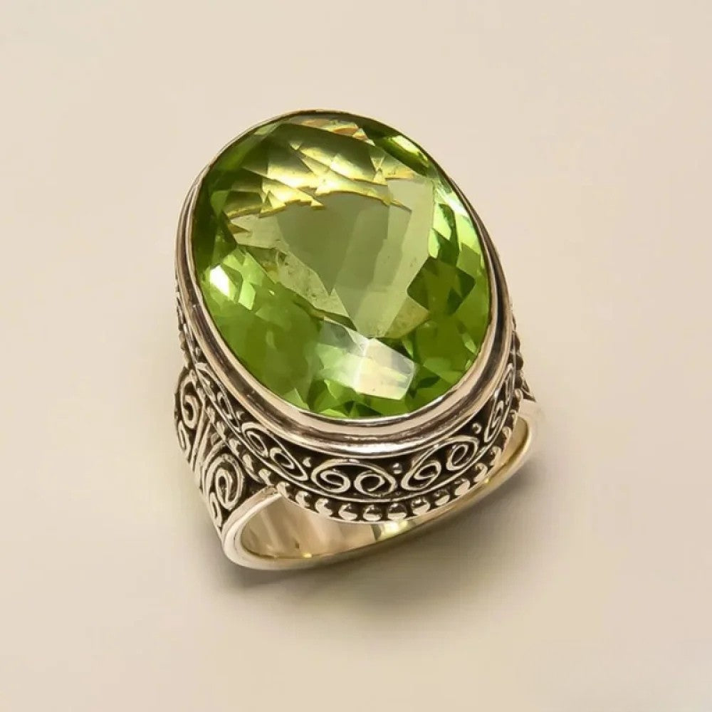 Antieke Olijf Crystal Ring
